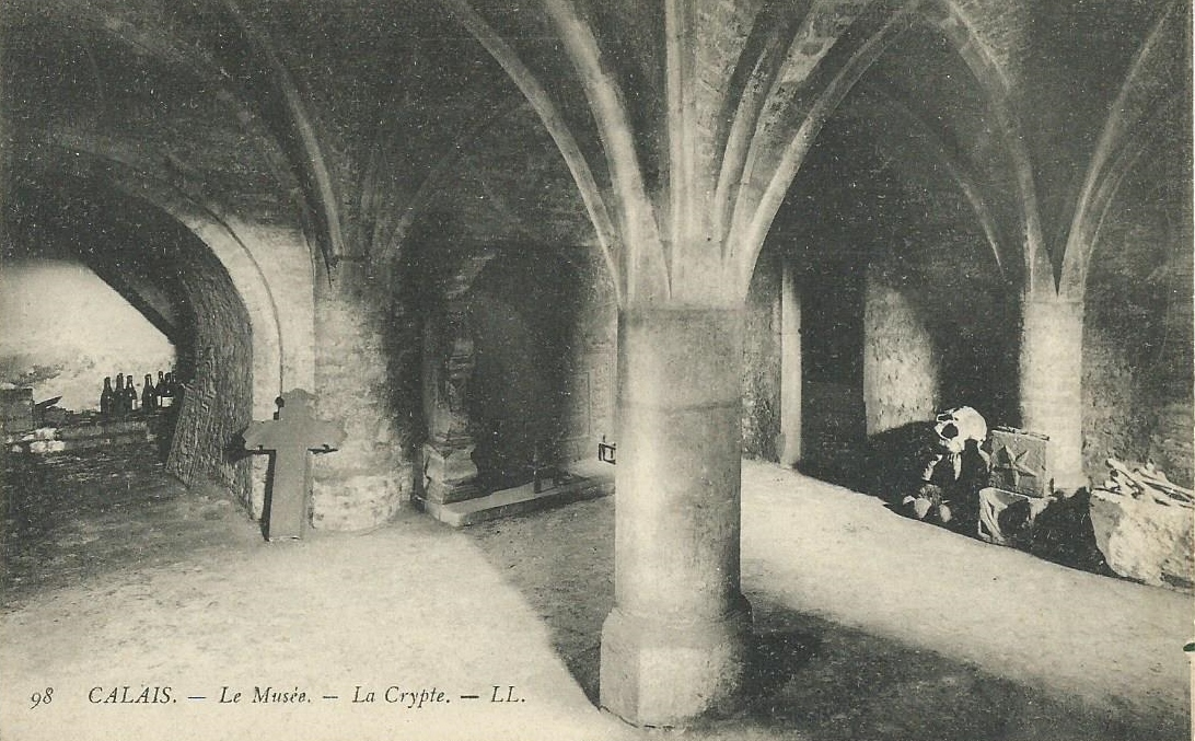 calais-vue-de-la-crypte-de-l-ancien-musee-en-1900.jpg