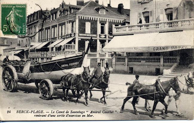 berck-canot-de-sauvetage-amiral-courbet-herve-tavernier-calais-mer-traditions-berckoise-plage.jpg