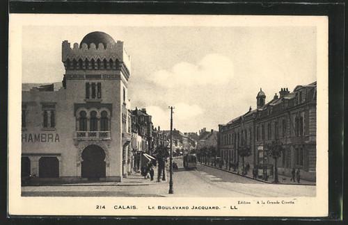 calais-le-boulevard-jaquard-et-le-cinema-l-alhambra.jpg