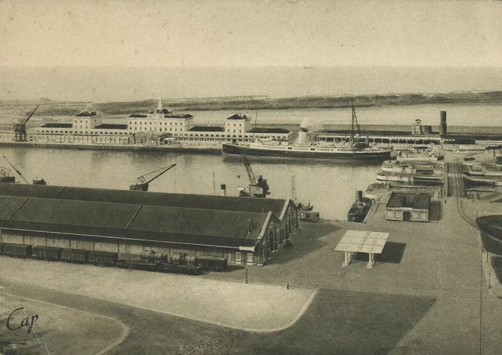 calais-vue-de-la-gare-maritime.jpg