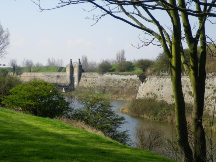 fortifications vauban calais.jpg