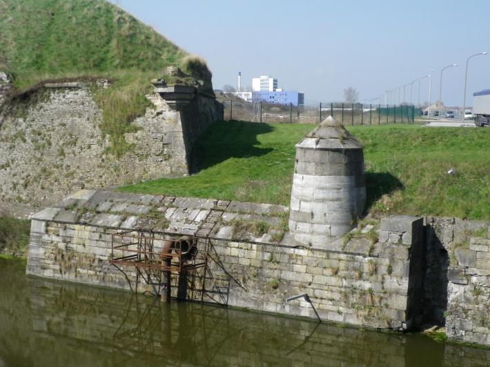 citadelle calais.jpg