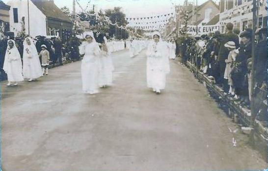 oye-procession-religieuse.jpg